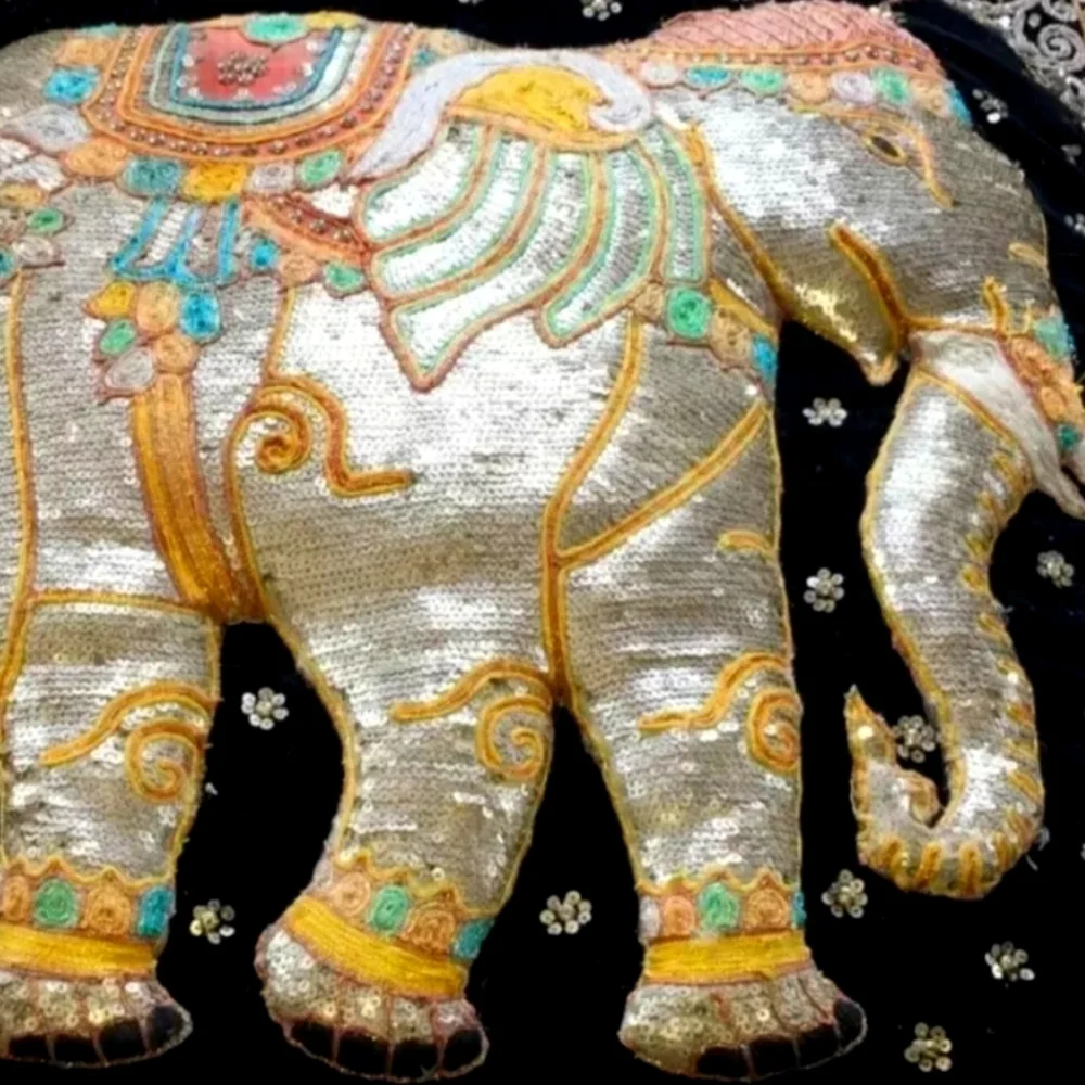 N/A burmese art